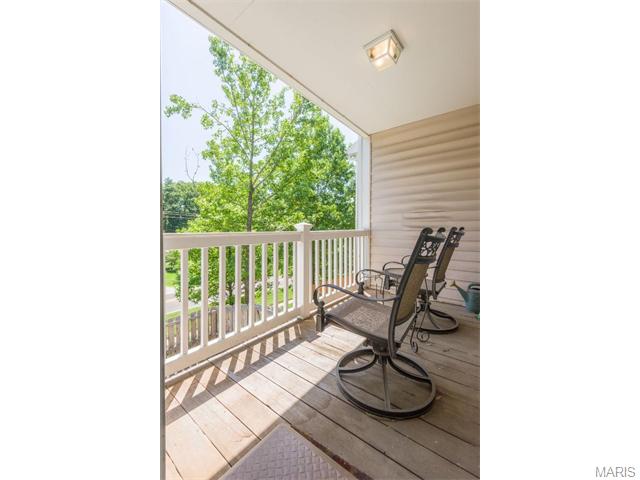 1412 Whispering Crk, Ballwin, MO 63021 photo 13