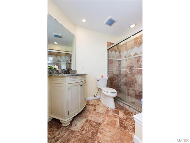 1412 Whispering Crk, Ballwin, MO 63021 photo 15