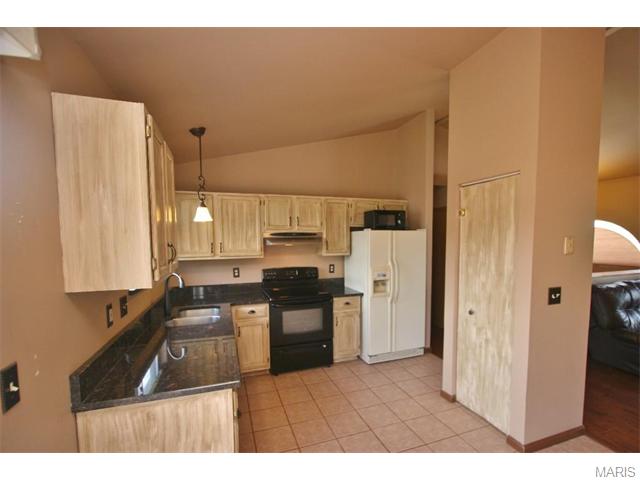 24 Mary Beth Ct, O'fallon, MO 63368 photo 8