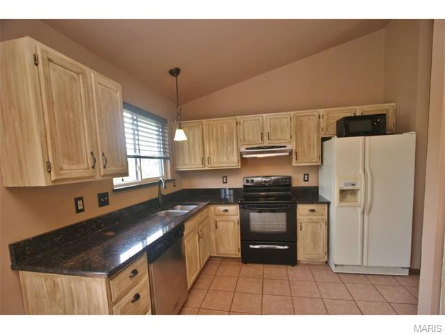 24 Mary Beth Ct, O'fallon, MO 63368 photo 7