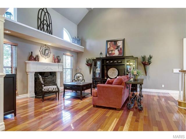 531 Malinmor Dr, Weldon Spring, MO 63304 photo 6