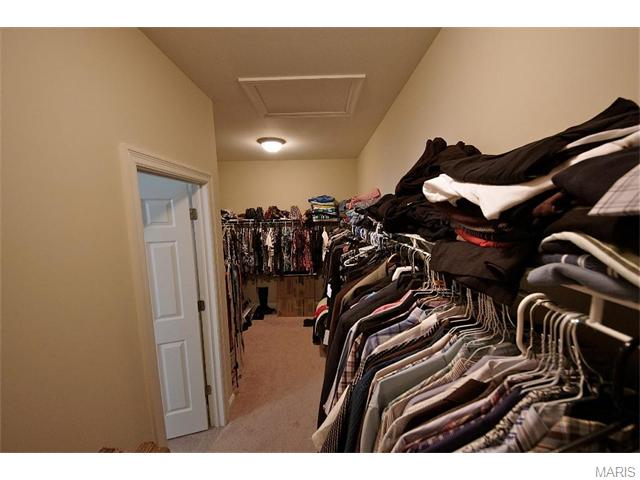 953 Summit Oaks Dr, Eureka, MO 63025 photo 11