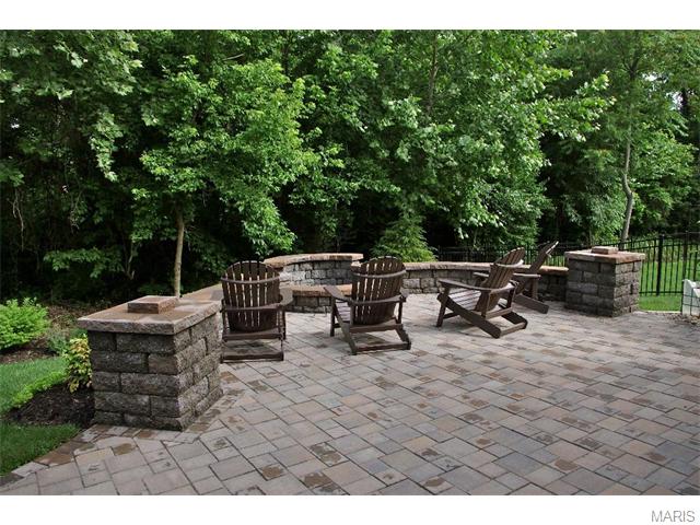 953 Summit Oaks Dr, Eureka, MO 63025 photo 25