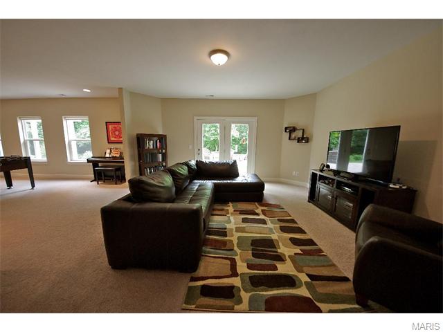 953 Summit Oaks Dr, Eureka, MO 63025 photo 19