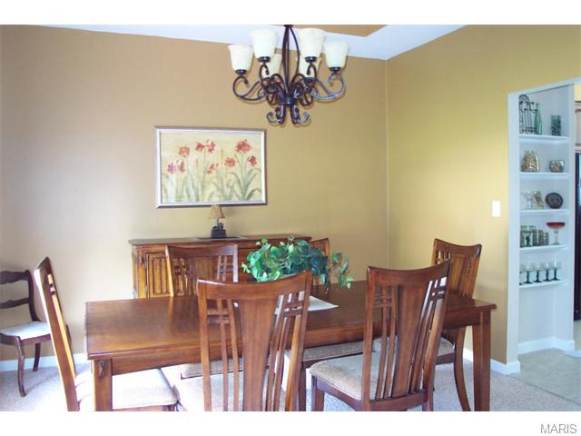 12 Bramblett Holw, O'fallon, MO 63366 photo 4