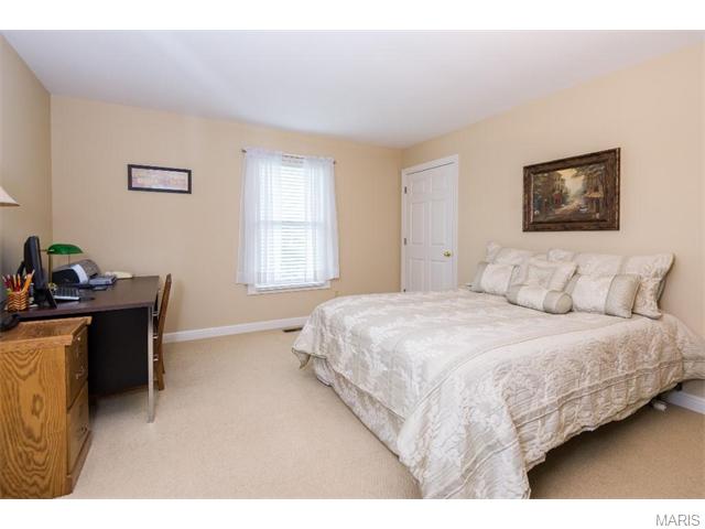 224 Cobblefield Ct, Wildwood, MO 63011 photo 17
