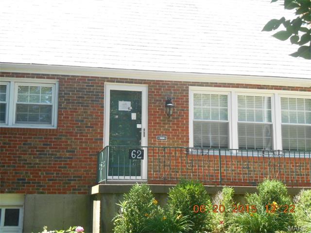 62 Greendale Dr, Saint Louis, MO 63121 photo 2