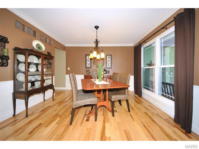 9 Conestoga Ct, O'fallon, MO 63368 photo 3