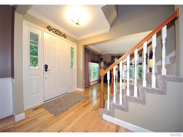 9 Conestoga Ct, O'fallon, MO 63368 photo 2