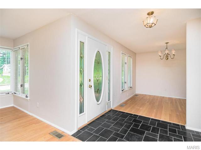 596 Fieldstone, Ballwin, MO 63011 photo 10