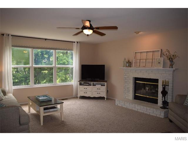 2727 Post Meadows Dr, O'fallon, MO 63368 photo 12