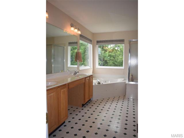 2727 Post Meadows Dr, O'fallon, MO 63368 photo 22