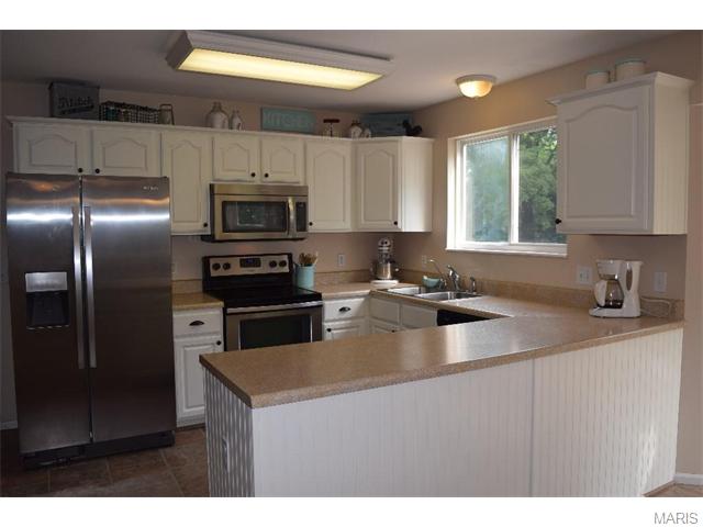 2727 Post Meadows Dr, O'fallon, MO 63368 photo 15
