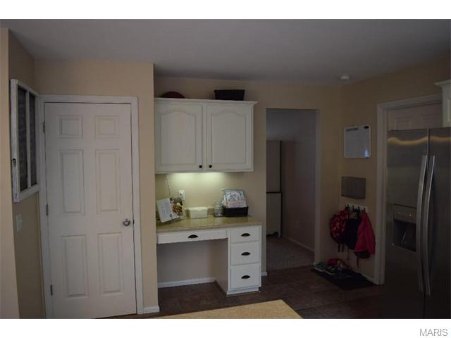 2727 Post Meadows Dr, O'fallon, MO 63368 photo 17