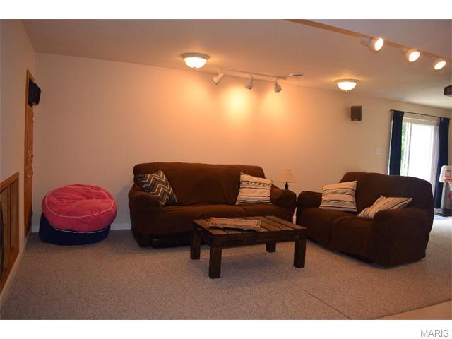 2727 Post Meadows Dr, O'fallon, MO 63368 photo 35