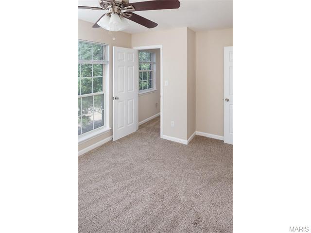 334 Heritage Cmns, O'fallon, MO 63368 photo 10