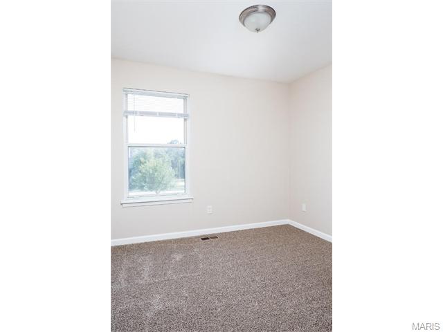334 Heritage Cmns, O'fallon, MO 63368 photo 14