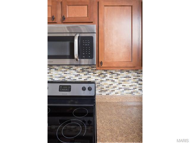 334 Heritage Cmns, O'fallon, MO 63368 photo 6