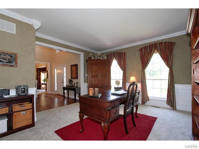 410 Gateford Dr, Ballwin, MO 63021 photo 6