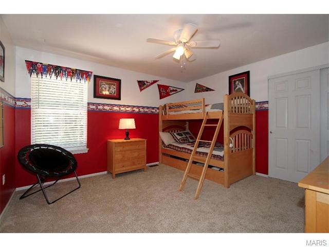 410 Gateford Dr, Ballwin, MO 63021 photo 24