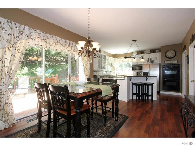 410 Gateford Dr, Ballwin, MO 63021 photo 14
