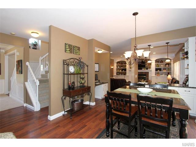410 Gateford Dr, Ballwin, MO 63021 photo 12
