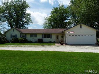 34 Robinson Rd, Troy, MO 63379 photo 1