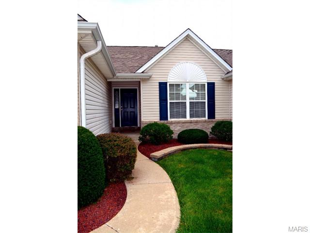 205 Park Rdg, O'fallon, MO 63366 photo 2