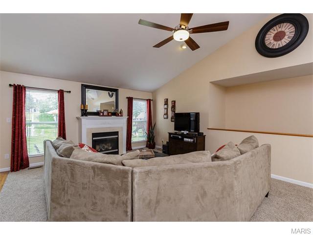 1118 Spring Orch, O'fallon, MO 63368 photo 6