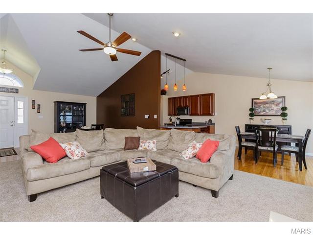 1118 Spring Orch, O'fallon, MO 63368 photo 8