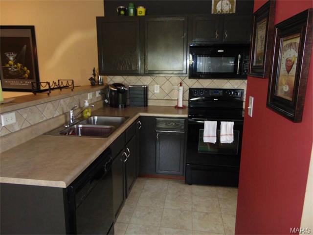 8100 Spring Creek Ln, O'fallon, MO 63368 photo 8
