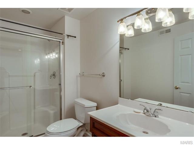 5423 Guinevere Dr, Weldon Spring, MO 63304 photo 59