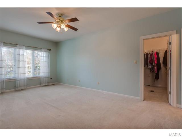 5423 Guinevere Dr, Weldon Spring, MO 63304 photo 49