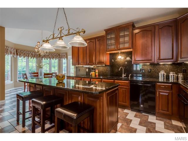 5423 Guinevere Dr, Weldon Spring, MO 63304 photo 31