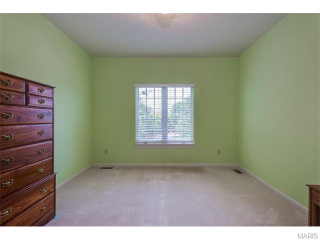 5423 Guinevere Dr, Weldon Spring, MO 63304 photo 52