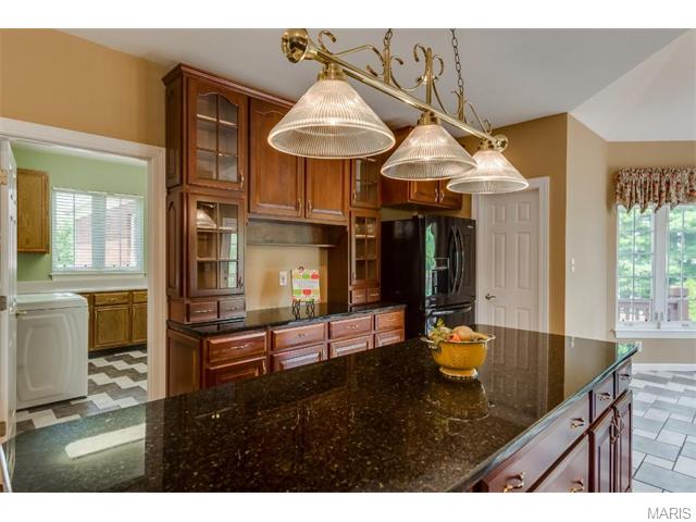 5423 Guinevere Dr, Weldon Spring, MO 63304 photo 34