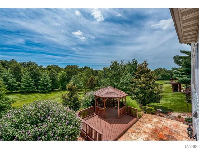 5423 Guinevere Dr, Weldon Spring, MO 63304 photo 15
