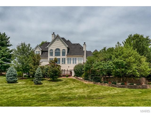 5423 Guinevere Dr, Weldon Spring, MO 63304 photo 10