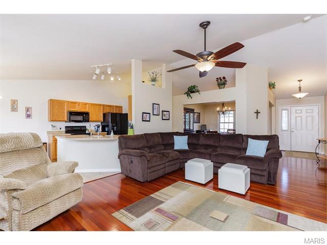2506 Fastball Dr, O'fallon, MO 63366 photo 9