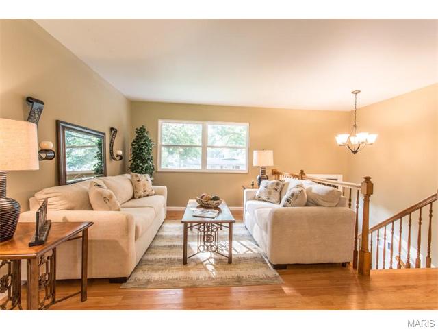 425 Fairview, Ballwin, MO 63021 photo 6