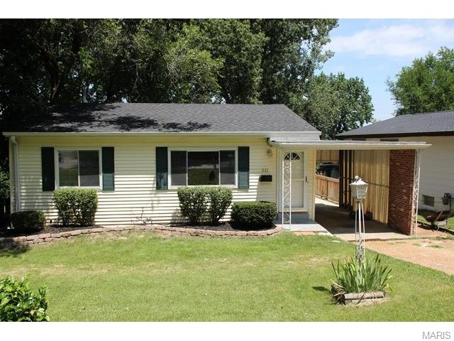 221 Ballwin Ave, Ballwin, MO 63021 photo 28