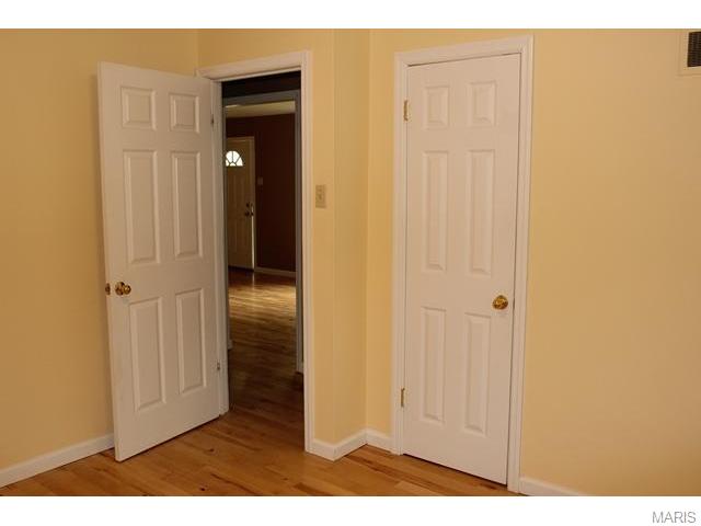 221 Ballwin Ave, Ballwin, MO 63021 photo 11