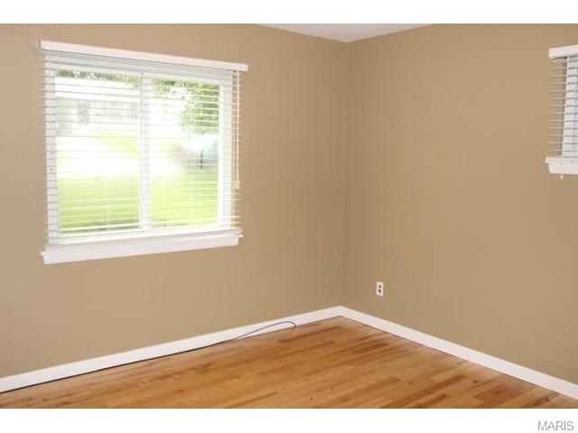 221 Ballwin Ave, Ballwin, MO 63021 photo 6