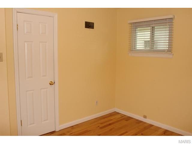 221 Ballwin Ave, Ballwin, MO 63021 photo 10