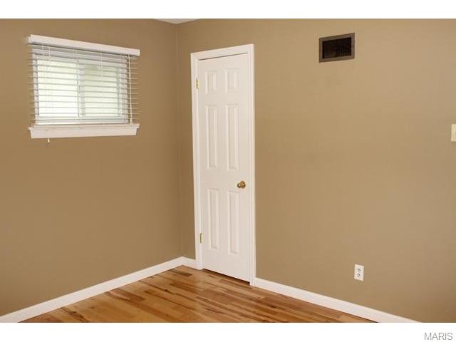 221 Ballwin Ave, Ballwin, MO 63021 photo 7