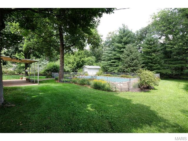 6 Terry Ln, Saint Louis, MO 63124 photo 6