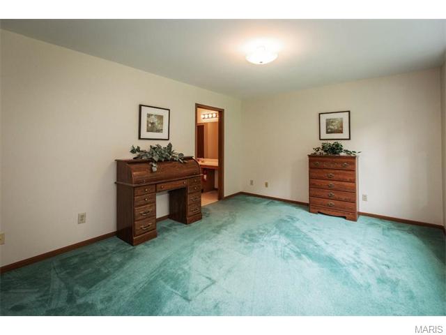 839 Woodside Trails Dr, Ballwin, MO 63021 photo 6