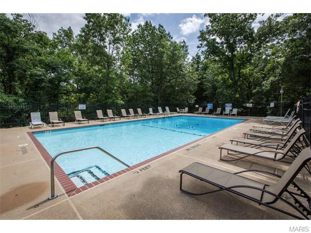 839 Woodside Trails Dr, Ballwin, MO 63021 photo 14