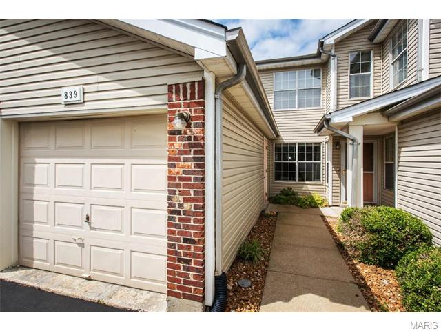 839 Woodside Trails Dr, Ballwin, MO 63021 photo 1