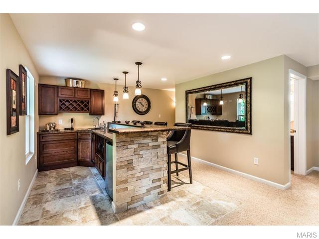 168 Baxter Commons Dr, Ballwin, MO 63011 photo 2